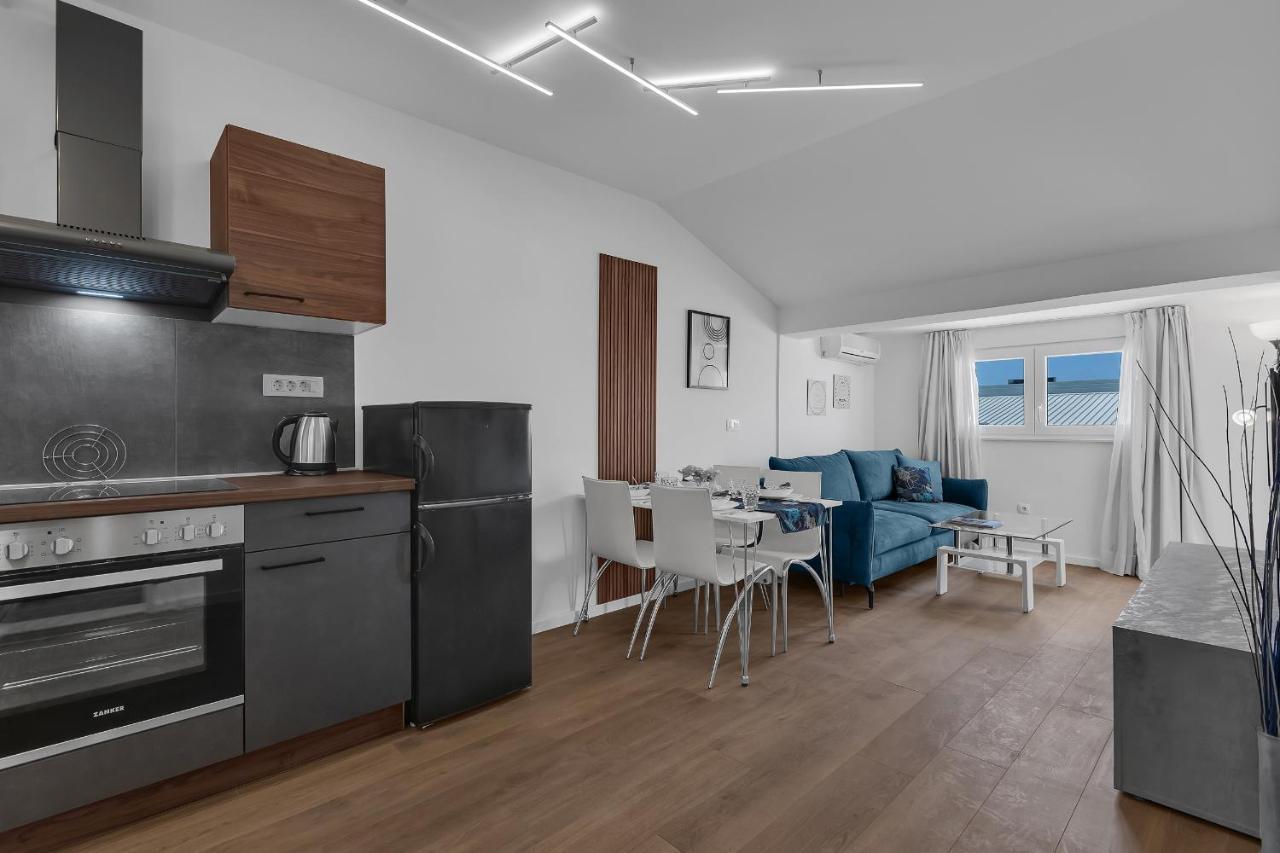 Rafael Apartment Makarska Exterior photo