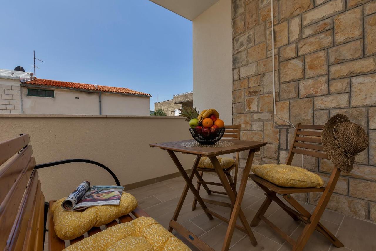 Rafael Apartment Makarska Exterior photo
